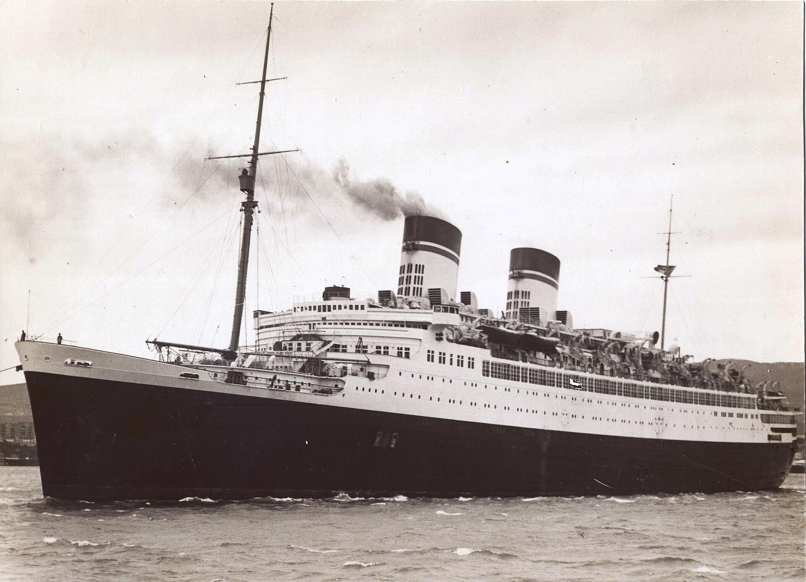 The Italian liner Conte di Savoia at sea during trials, 1932.