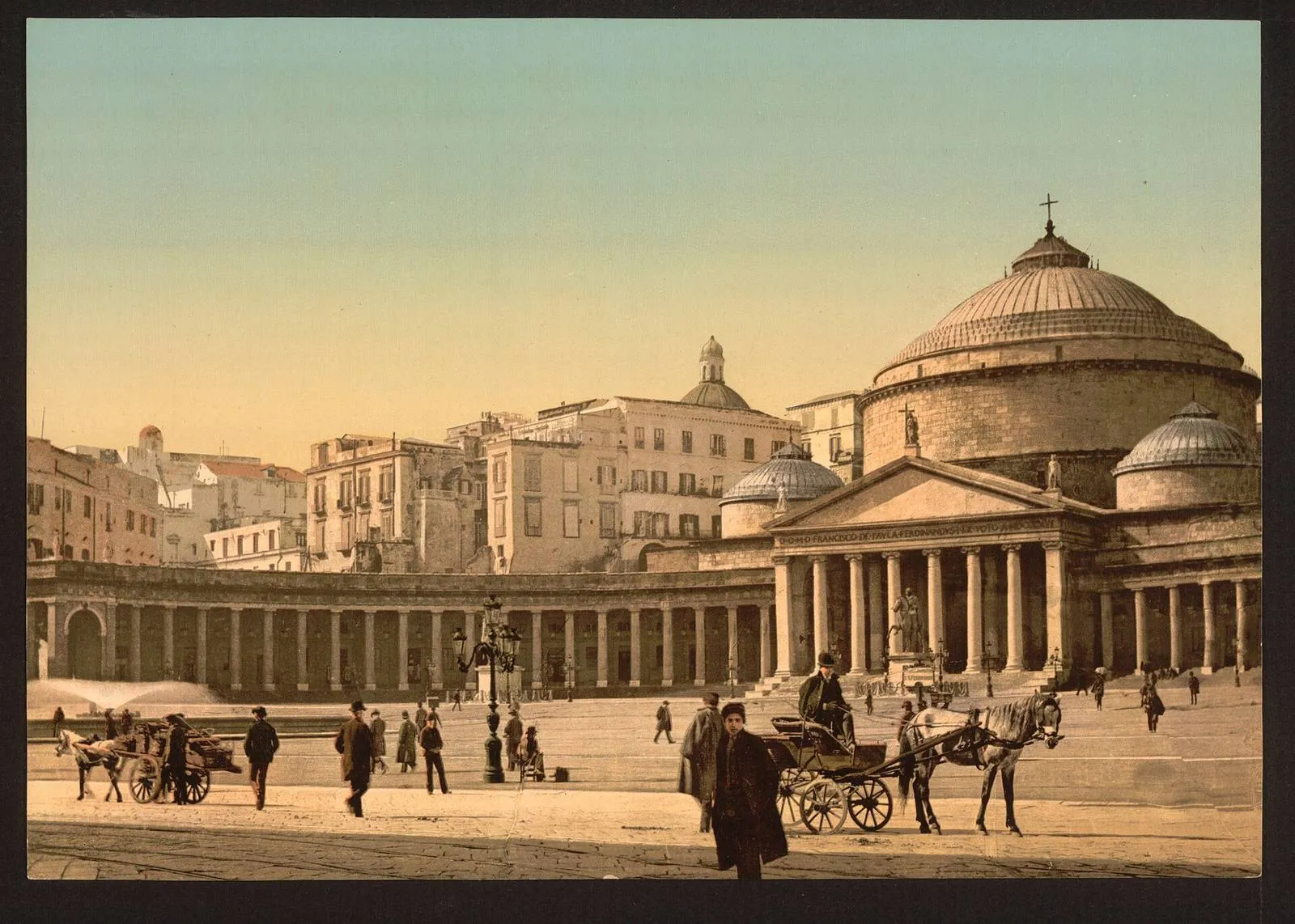 Photochrom of the plaza and church of San Francesco di Paola in Naples, between 1890 and 1900.